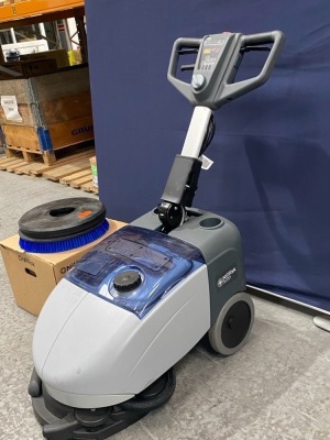 SCRUBBER SC351 BATT AGM FULL PKG EU UK - 2